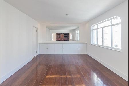 Apartamento para alugar com 4 quartos, 250m² em Jardim Paulista, São Paulo