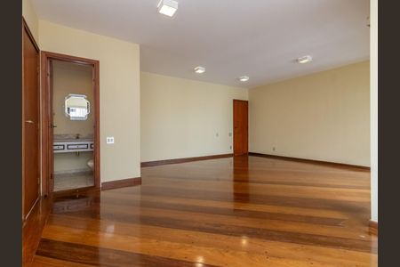 Apartamento para alugar com 3 quartos, 122m² em Brooklin, São Paulo