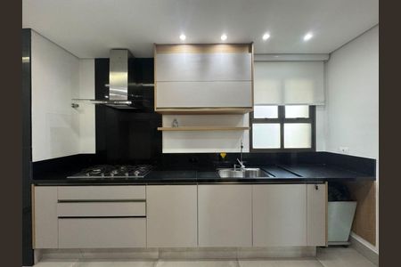 Apartamento para alugar com 420m², 4 quartos e 5 vagas