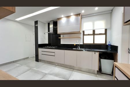Apartamento para alugar com 420m², 4 quartos e 5 vagas