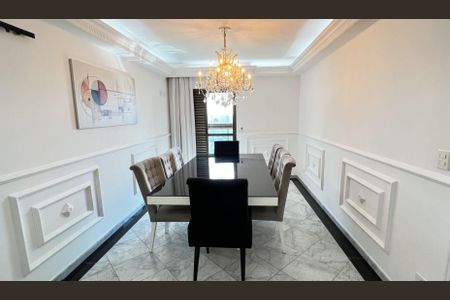 Apartamento para alugar com 420m², 4 quartos e 5 vagas