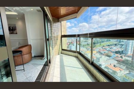 Apartamento para alugar com 420m², 4 quartos e 5 vagas