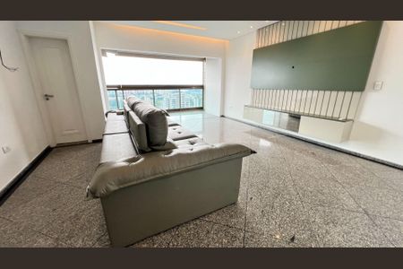 Apartamento para alugar com 420m², 4 quartos e 5 vagas
