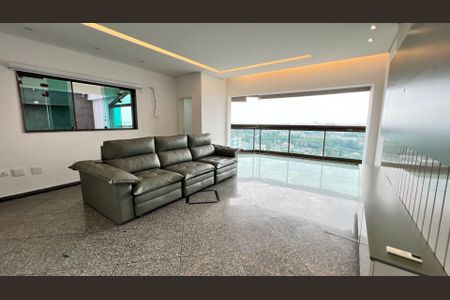 Apartamento para alugar com 420m², 4 quartos e 5 vagas