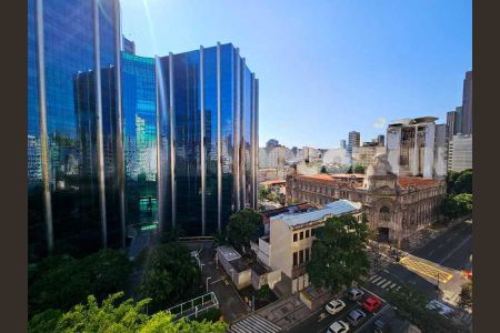 Apartamento à venda com 70m², 2 quartos e sem vaga