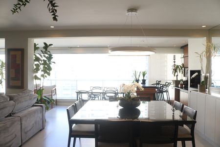 Apartamento à venda com 134m², 3 quartos e 2 vagasSala