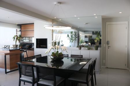 Apartamento à venda com 134m², 3 quartos e 2 vagasSala