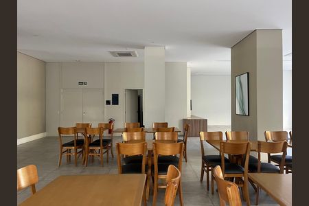 Apartamento à venda com 134m², 3 quartos e 2 vagas Apartamento à venda com 134m², 3 quartos e 2 vagasÁrea comum - Salão de festas