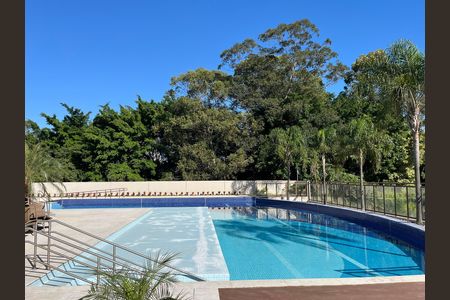 Apartamento à venda com 134m², 3 quartos e 2 vagas Apartamento à venda com 134m², 3 quartos e 2 vagasÁrea comum - Piscina