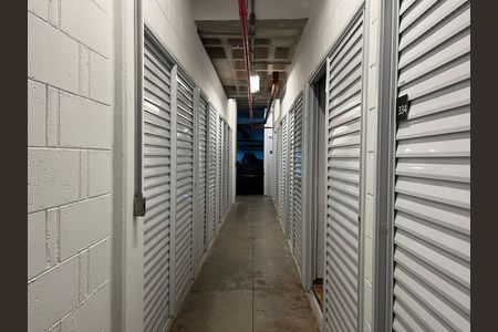 Apartamento à venda com 134m², 3 quartos e 2 vagas Apartamento à venda com 134m², 3 quartos e 2 vagasDepósito