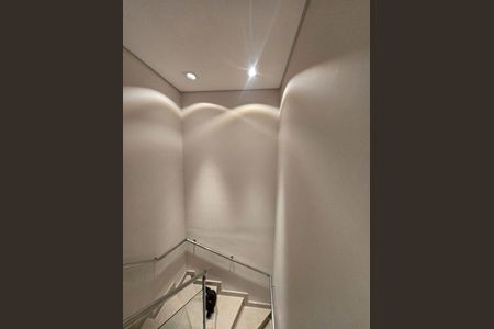 Casa à venda com 4 quartos, 245m² em Demarchi, São Bernardo do Campo
