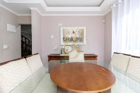Casa à venda com 160m², 4 quartos e 2 vagas