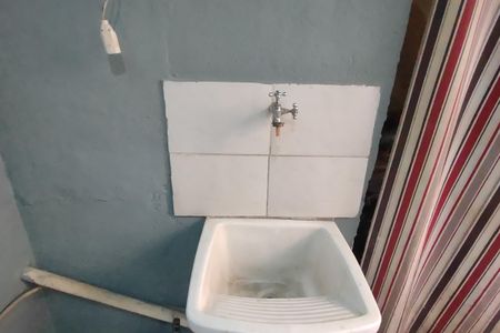 Casa para alugar com 10m², 1 quarto e sem vaga Casa para alugar com 10m², 1 quarto e sem vagaÁrea de Serviço
