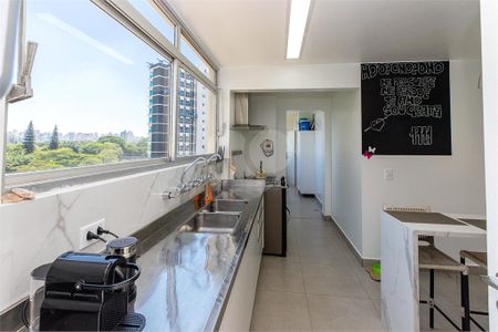 Apartamento à venda com 3 quartos, 184m² em Indianópolis, São Paulo