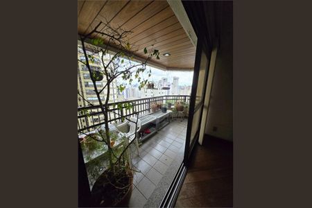 Apartamento à venda com 3 quartos, 140m² em Indianópolis, São Paulo