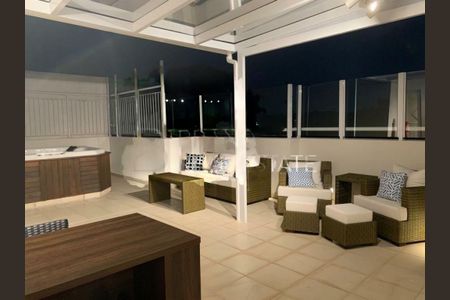 Apartamento à venda com 114m², 2 quartos e 2 vagas