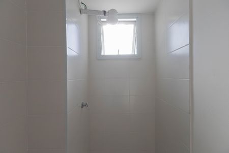 Studio para alugar com 33m², 1 quarto e sem vaga Studio para alugar com 33m², 1 quarto e sem vagaBanheiro