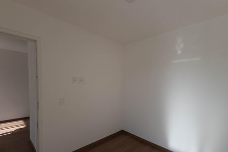 Quarto  de kitnet/studio para alugar com 1 quarto, 33m² em Vila Mazzei, São Paulo