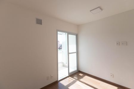 Studio para alugar com 33m², 1 quarto e sem vaga Studio para alugar com 33m², 1 quarto e sem vagaSala / Cozinha