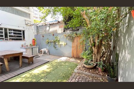 Casa à venda com 4 quartos, 280m² em Brooklin, São Paulo