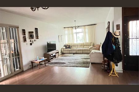 Casa à venda com 4 quartos, 280m² em Brooklin, São Paulo