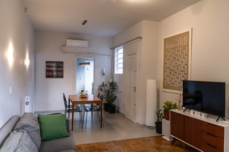 Apartamento à venda com 90m², 3 quartos e 1 vaga Apartamento à venda com 90m², 3 quartos e 1 vagaSala