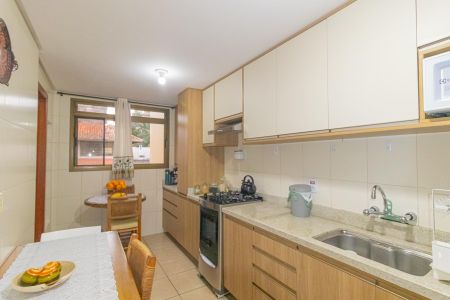 Apartamento para alugar com 103m², 2 quartos e 1 vagaCozinha