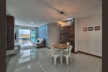 Apartamento à venda com 2 quartos, 81m² em Recreio dos Bandeirantes, Rio de Janeiro