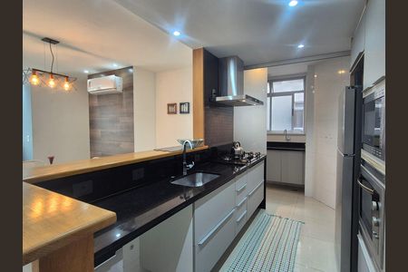 Apartamento à venda com 81m², 2 quartos e 1 vaga