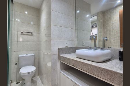 Apartamento à venda com 81m², 2 quartos e 1 vaga