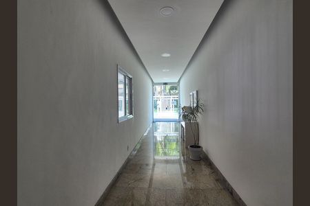 Apartamento à venda com 81m², 2 quartos e 1 vaga