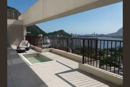 Apartamento à venda com 160m², 3 quartos e 2 vagas