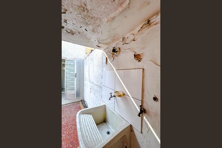 Casa à venda com 60m², 4 quartos e sem vagaÁrea de Serviço