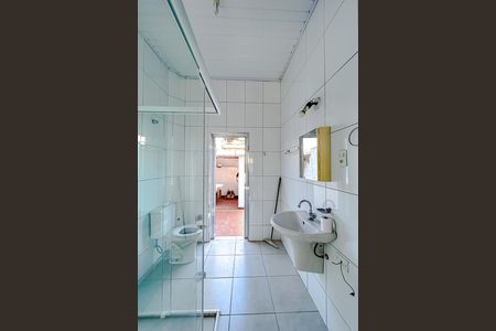 Casa à venda com 60m², 4 quartos e sem vagaBanheiro 1
