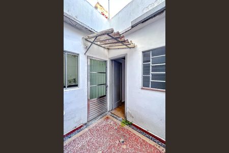 Casa à venda com 60m², 4 quartos e sem vagaÁrea externa