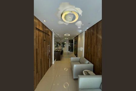 Apartamento à venda com 67m², 2 quartos e 1 vaga