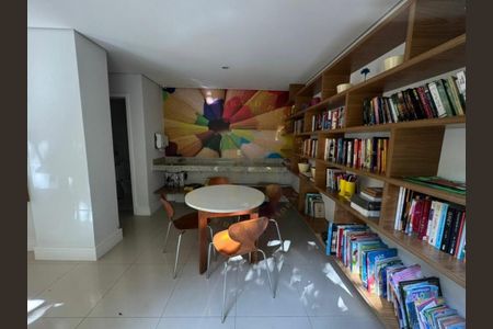 Apartamento à venda com 67m², 2 quartos e 1 vaga
