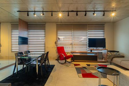 Apartamento à venda com 1 quarto, 74m² em Santo Amaro, São Paulo