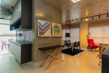 Apartamento à venda com 1 quarto, 74m² em Santo Amaro, São Paulo