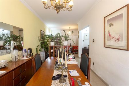Casa à venda com 3 quartos, 193m² em Itaim Bibi, São Paulo