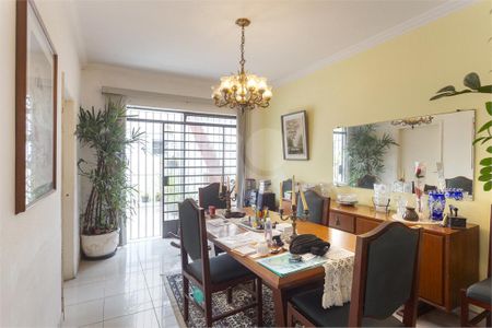 Casa à venda com 3 quartos, 193m² em Itaim Bibi, São Paulo
