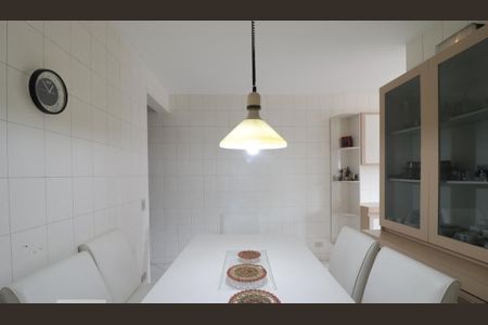 Apartamento à venda com 4 quartos, 270m² em Jardim Analia Franco, São Paulo