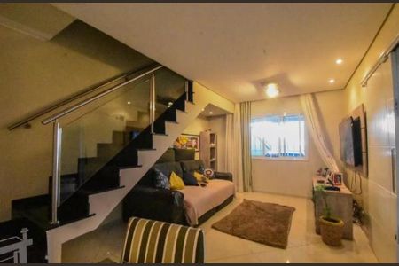 Casa à venda com 4 quartos, 240m² em Jardim Aeroporto, São Paulo