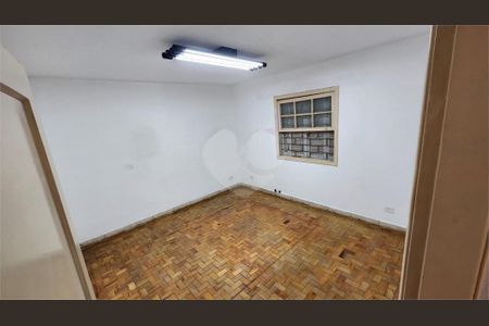 Casa à venda com 3 quartos, 287m² em Jardim das Acacias, São Paulo