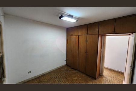 Casa à venda com 3 quartos, 287m² em Jardim das Acacias, São Paulo