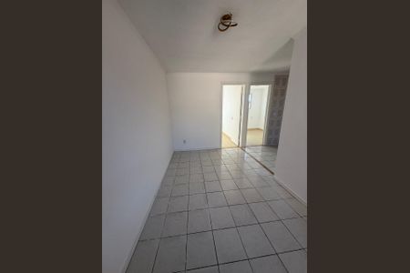 Sala de apartamento à venda com 2 quartos, 42m² em Rubem Berta, Porto Alegre