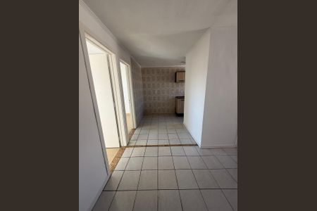 Sala de apartamento à venda com 2 quartos, 42m² em Rubem Berta, Porto Alegre