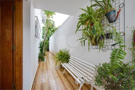 Casa à venda com 3 quartos, 179m² em Santo Amaro, São Paulo