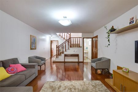 Casa à venda com 3 quartos, 179m² em Santo Amaro, São Paulo