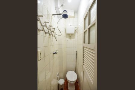 Apartamento para alugar com 90m², 2 quartos e 1 vaga Apartamento para alugar com 90m², 2 quartos e 1 vagaBanheiro de Serviço